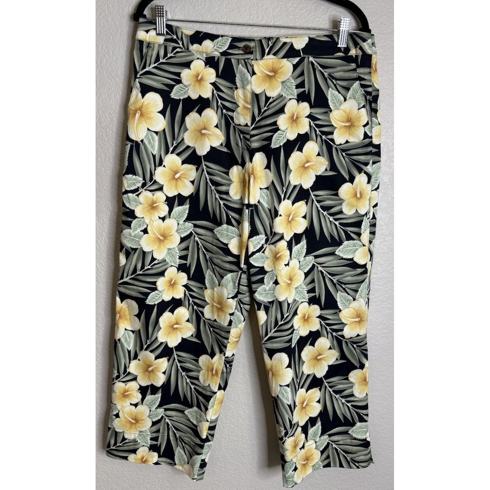 Banana Bay Womens L Cropped Pants Black Yellow Tropical Hibiscus Floral Print